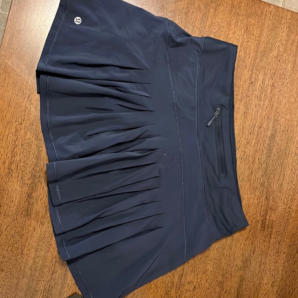 COPY - Lulu lemon tennis skirt